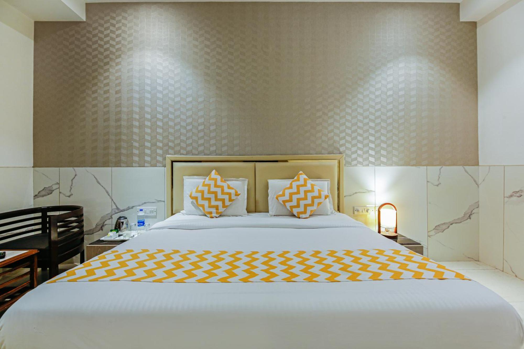 Hotel Delhi 37 By Star Group Near Delhi Airport Nova Deli Exterior foto