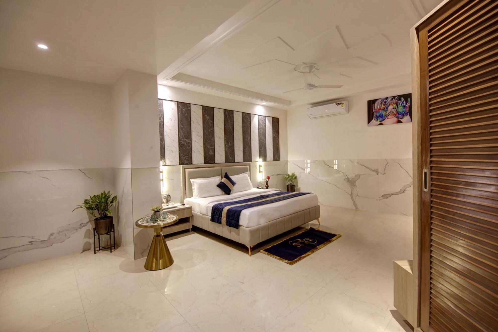 Hotel Delhi 37 By Star Group Near Delhi Airport Nova Deli Exterior foto