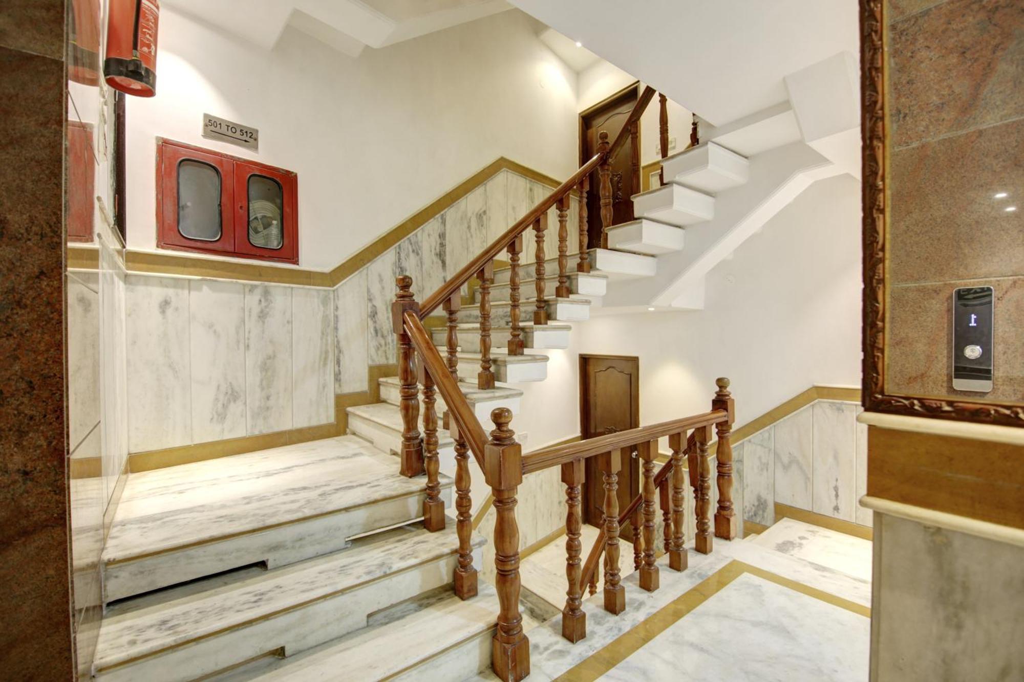 Hotel Delhi 37 By Star Group Near Delhi Airport Nova Deli Exterior foto