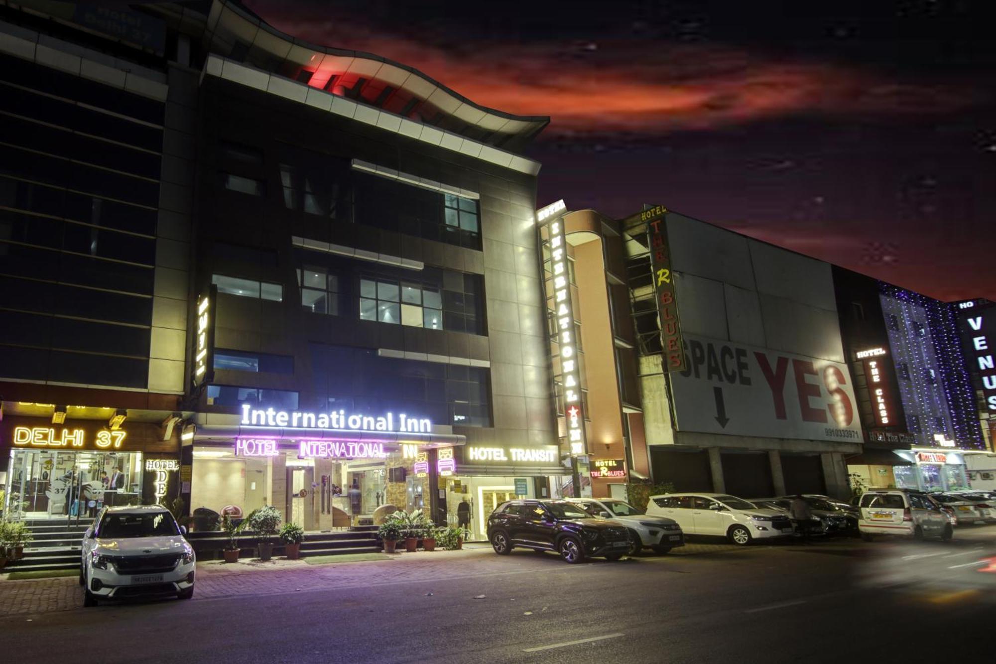 Hotel Delhi 37 By Star Group Near Delhi Airport Nova Deli Exterior foto